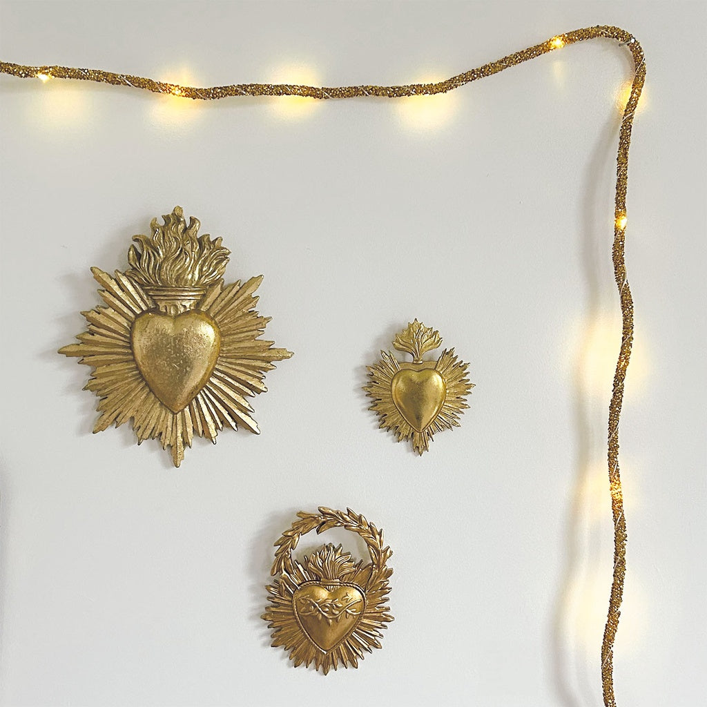 Déco ex-voto couronne doré L8,9 P1,3 H11,4cm