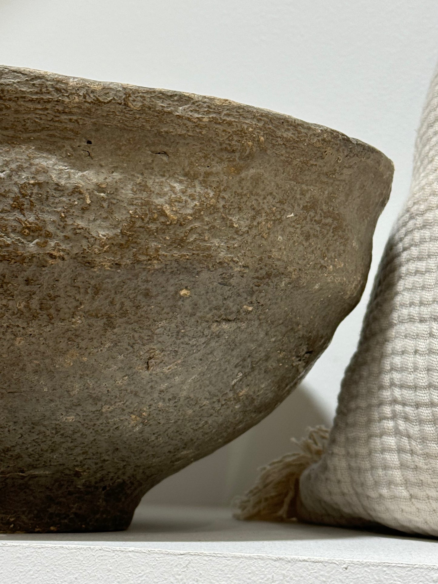 Bol en papier mâché