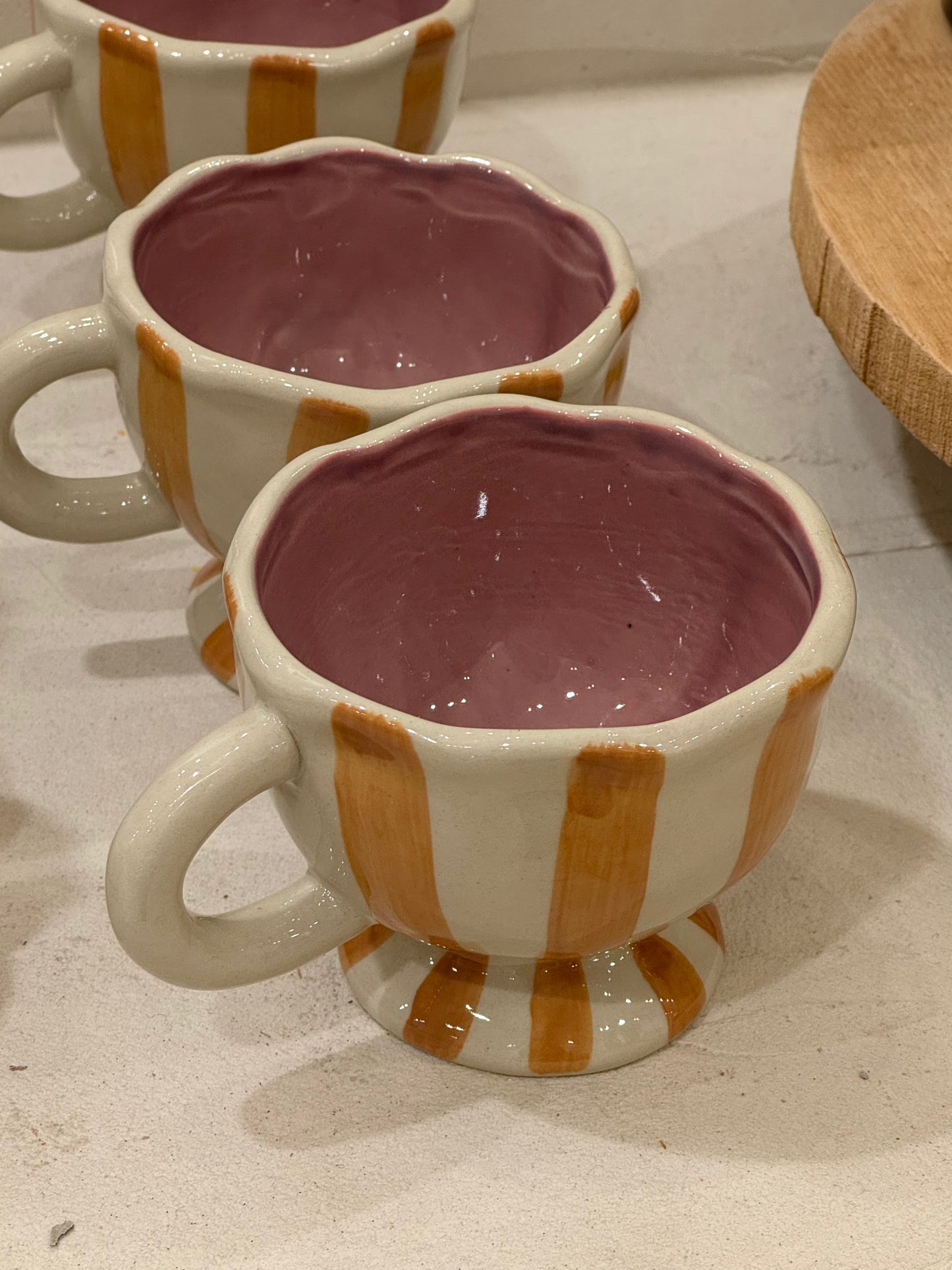 Willa Tasse, Marron, Grès
