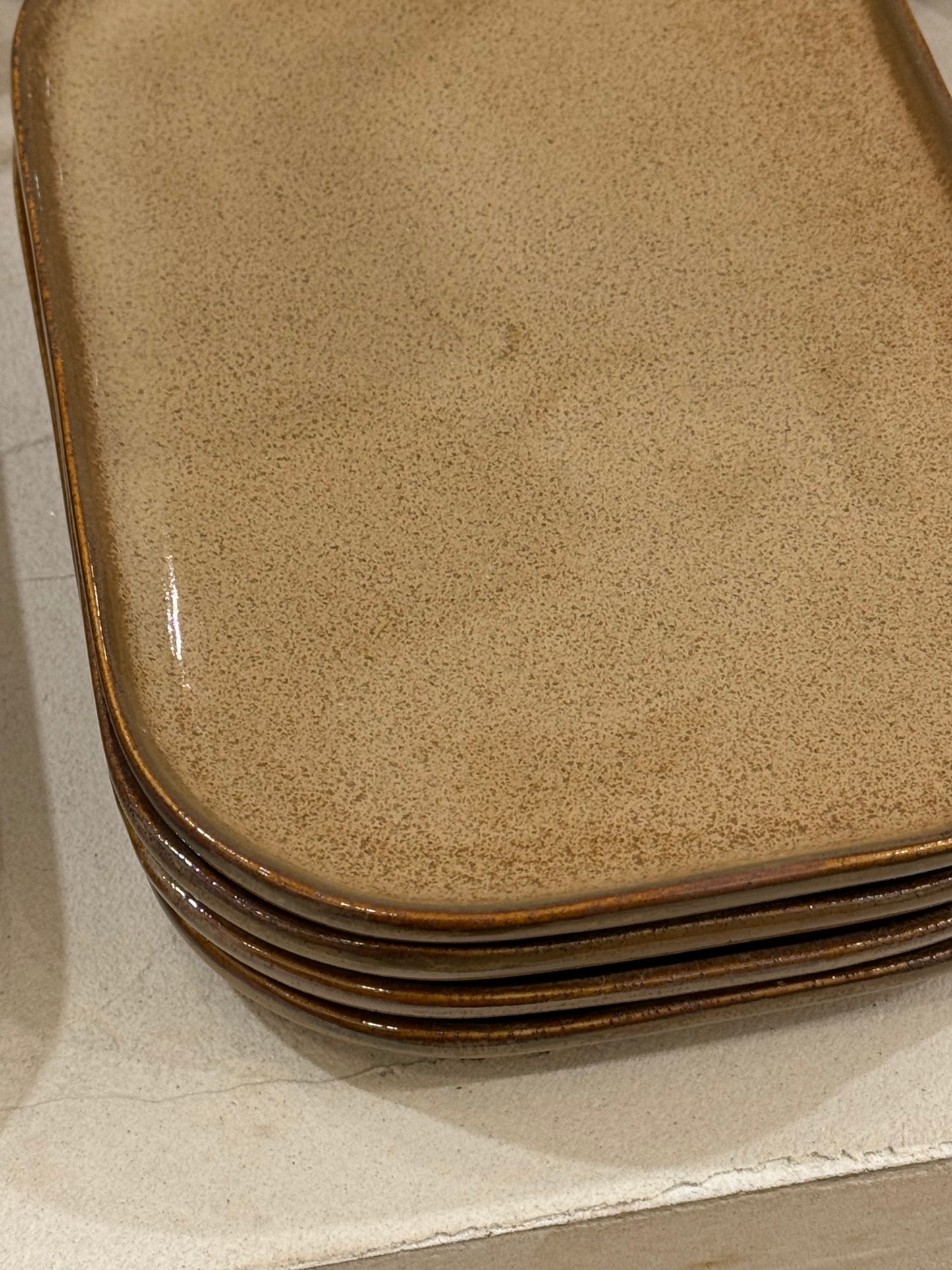 Addison Assiette Grès Marron