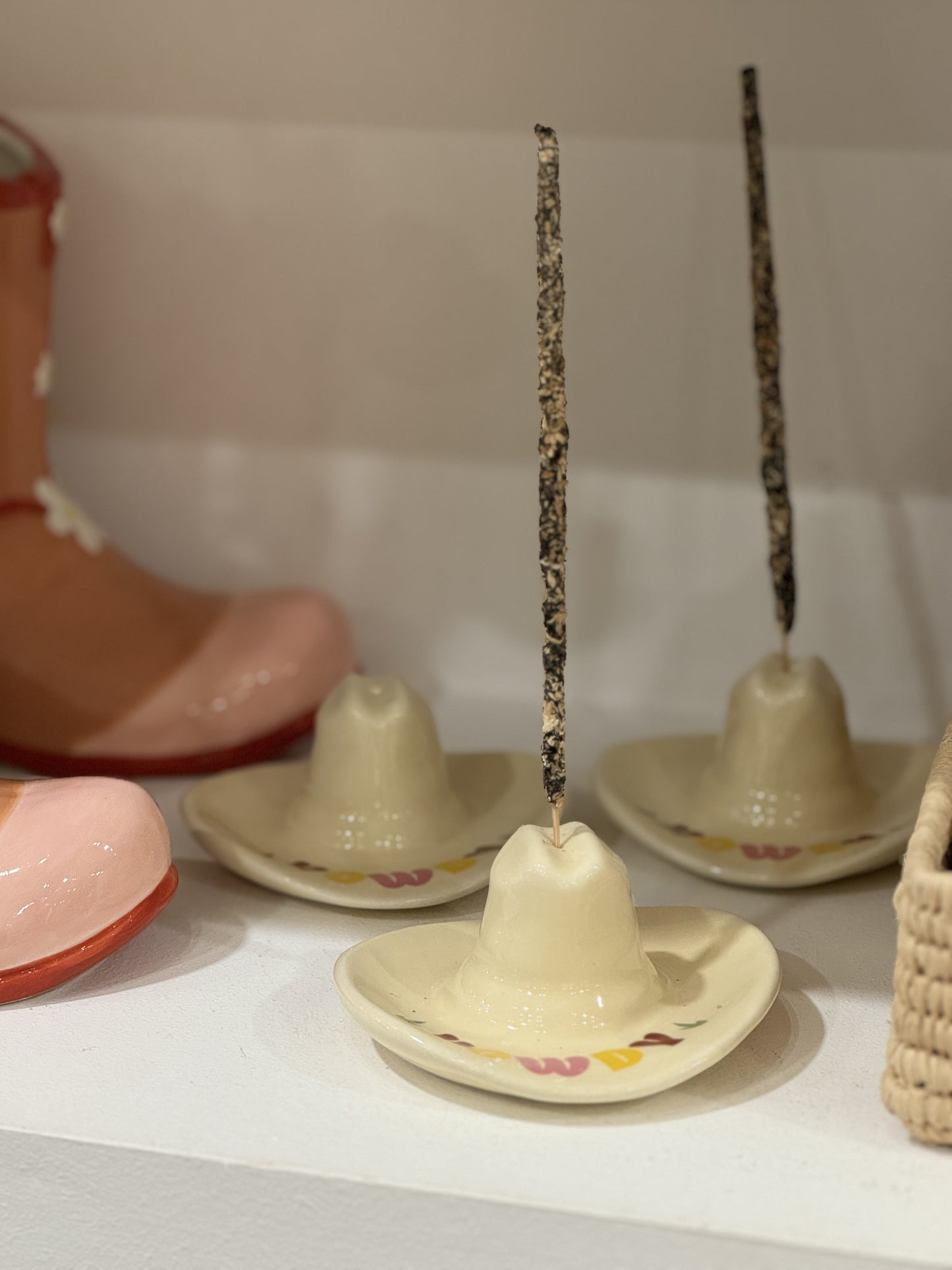 Porte-encens en céramique Chapeau de cow-boy