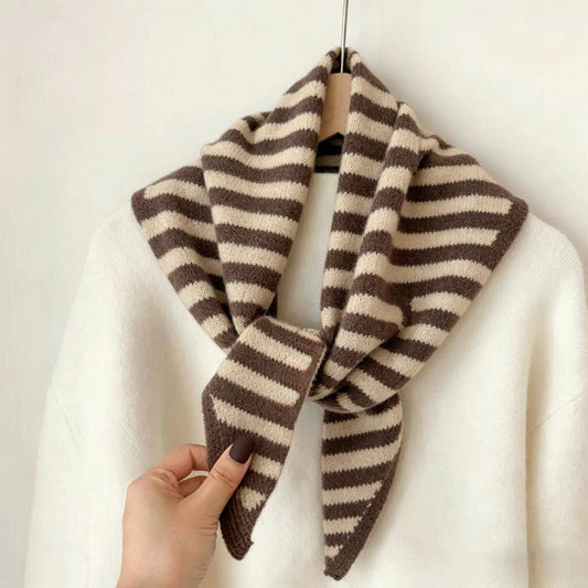 Foulard triangle en maille à rayure Camel