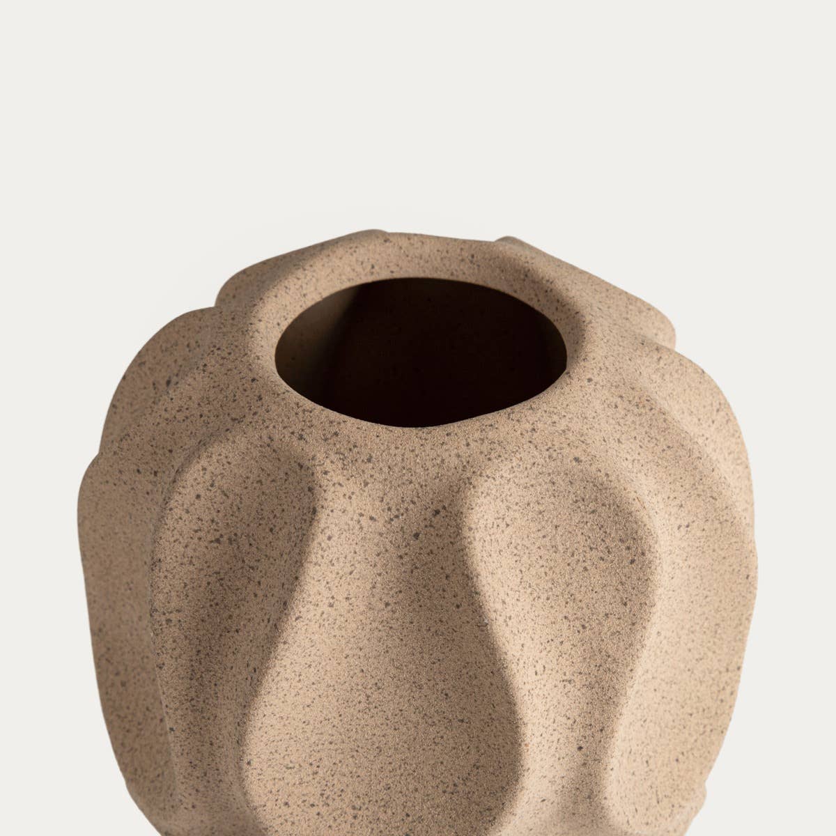 Vase | BELLARO | céramique beige avec motifs décoratifs