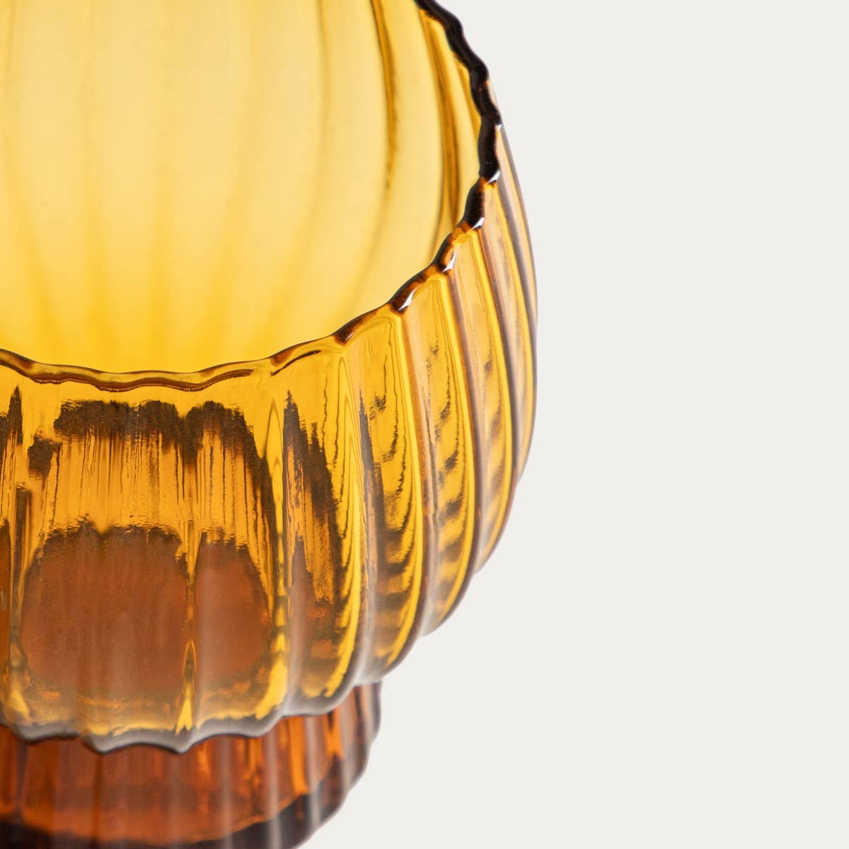 Verre | AZERA | bas, cannelé ambre | 0,4 l