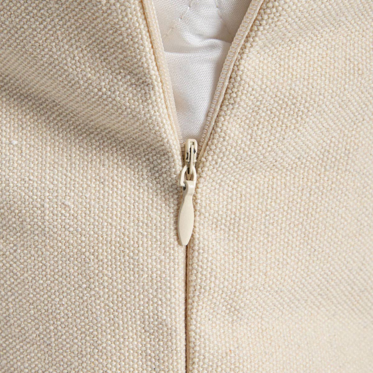 Taie d'oreiller | MERLAN | écru avec broderie automnale en jute